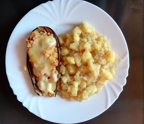 restani krumpir uz punjeni patlidžan